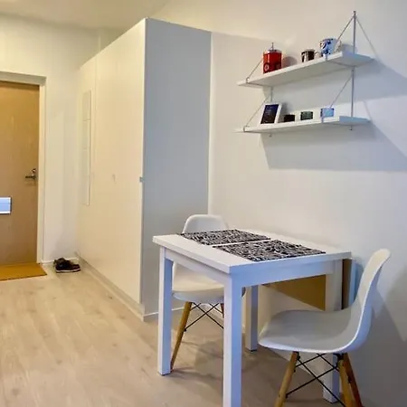 Lägenhet Aurorasky Pineview, M, Luonto, Wifi, Pysaekoeinti *